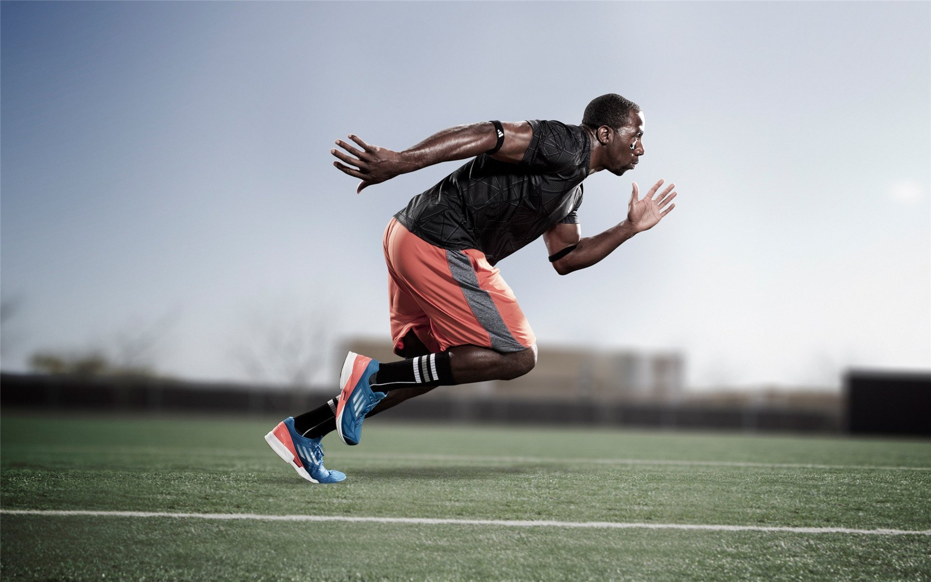 乐鱼体育入口-英超球队高压战术执行中体能衰减速率与失误率关系研究